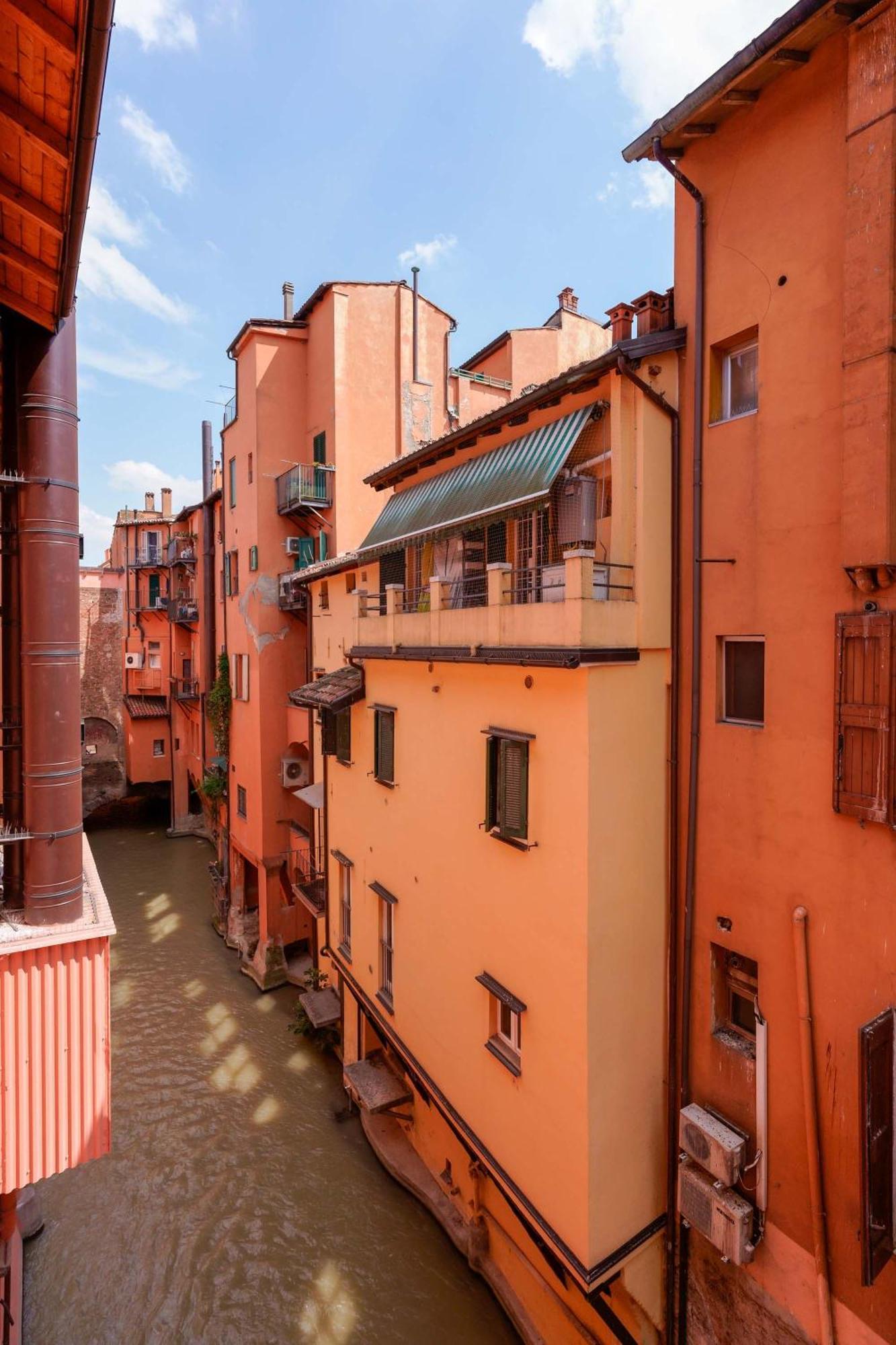 Canaletto Apartment ボローニャ エクステリア 写真